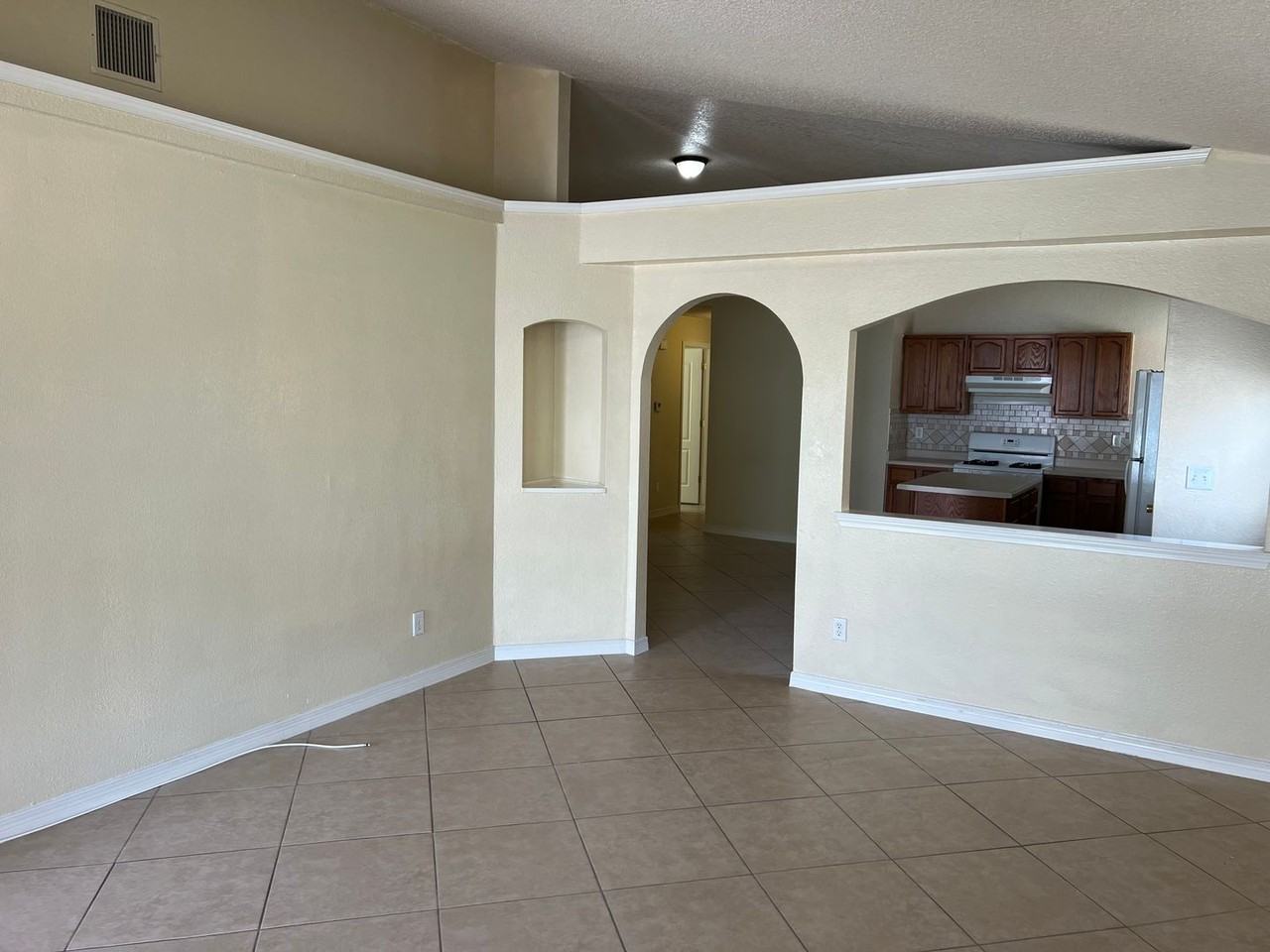 2321 Joshua Louis Dr - Photo 3 of 20