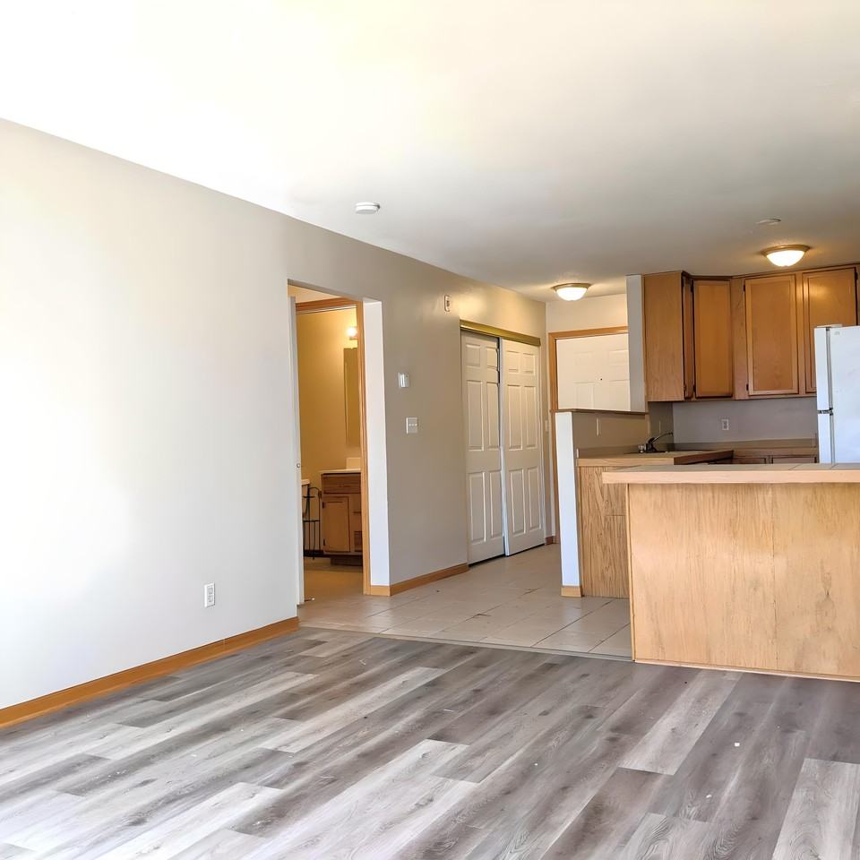 Twin Pines Apartments - Photo 6 of 50