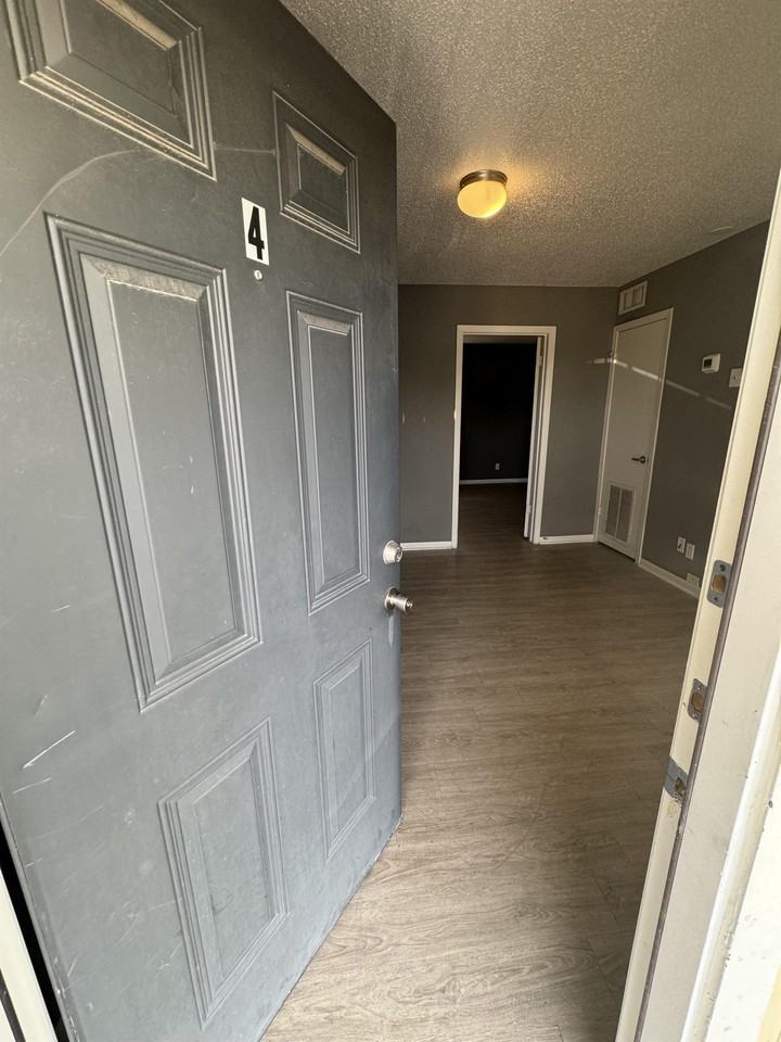 420 North Gilmer Street - Photo 2 of 22