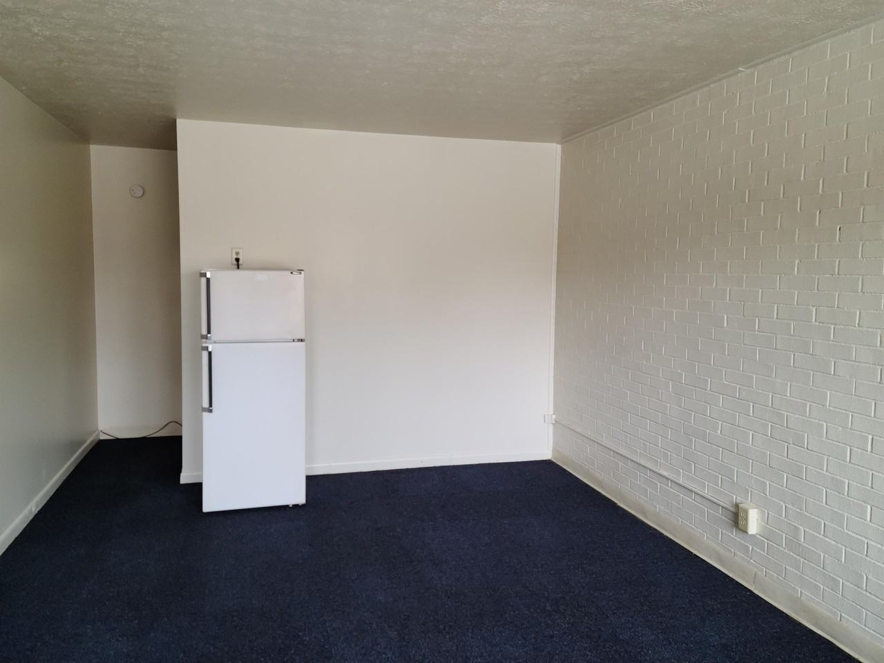 2600 LONDON-GROVEPORT - Photo 3 of 36