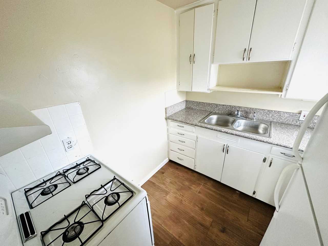 Garland 5-plex - Photo 3 of 12