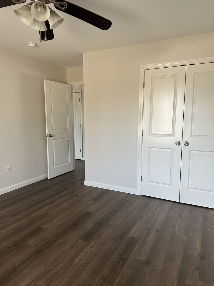 40 Horseback Road - Photo 4 of 6