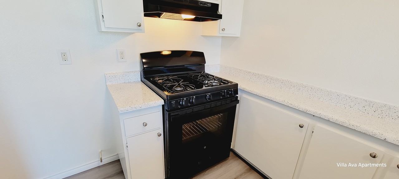**Happ Investments, LLC / 1864 12th St / John - Photo 3 of 18