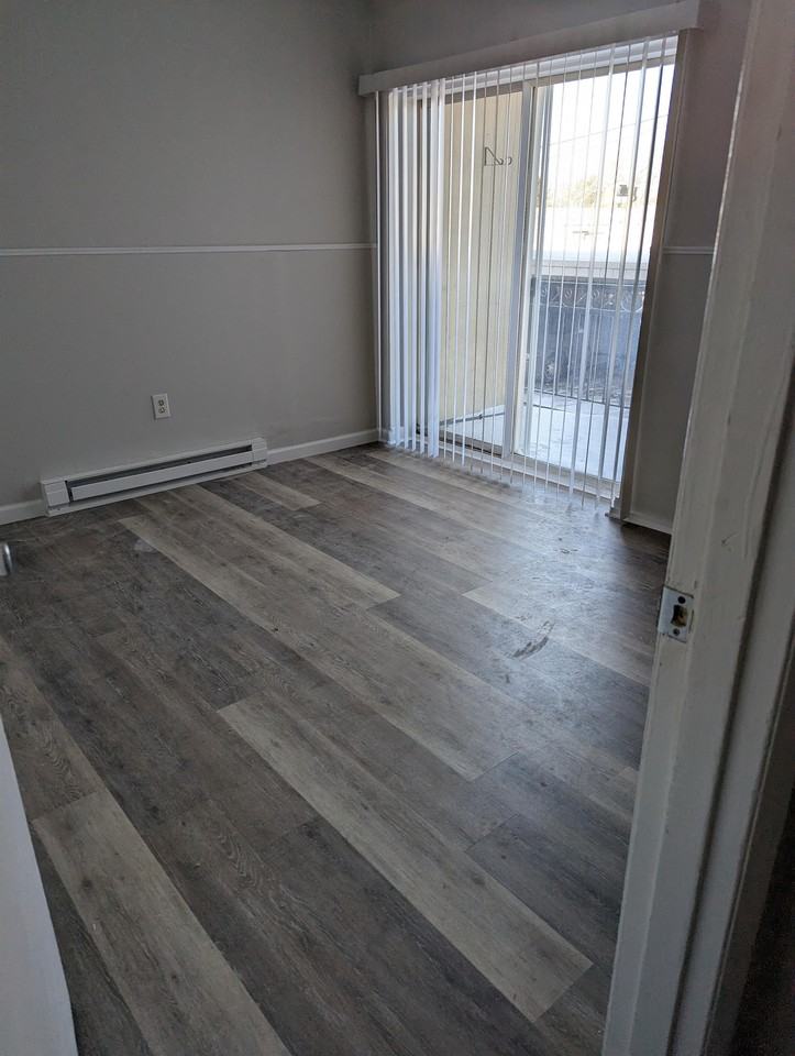 1615 Nottingham Avenue - Photo 6 of 15