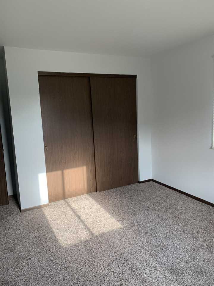 50 Kennedy - Photo 3 of 10