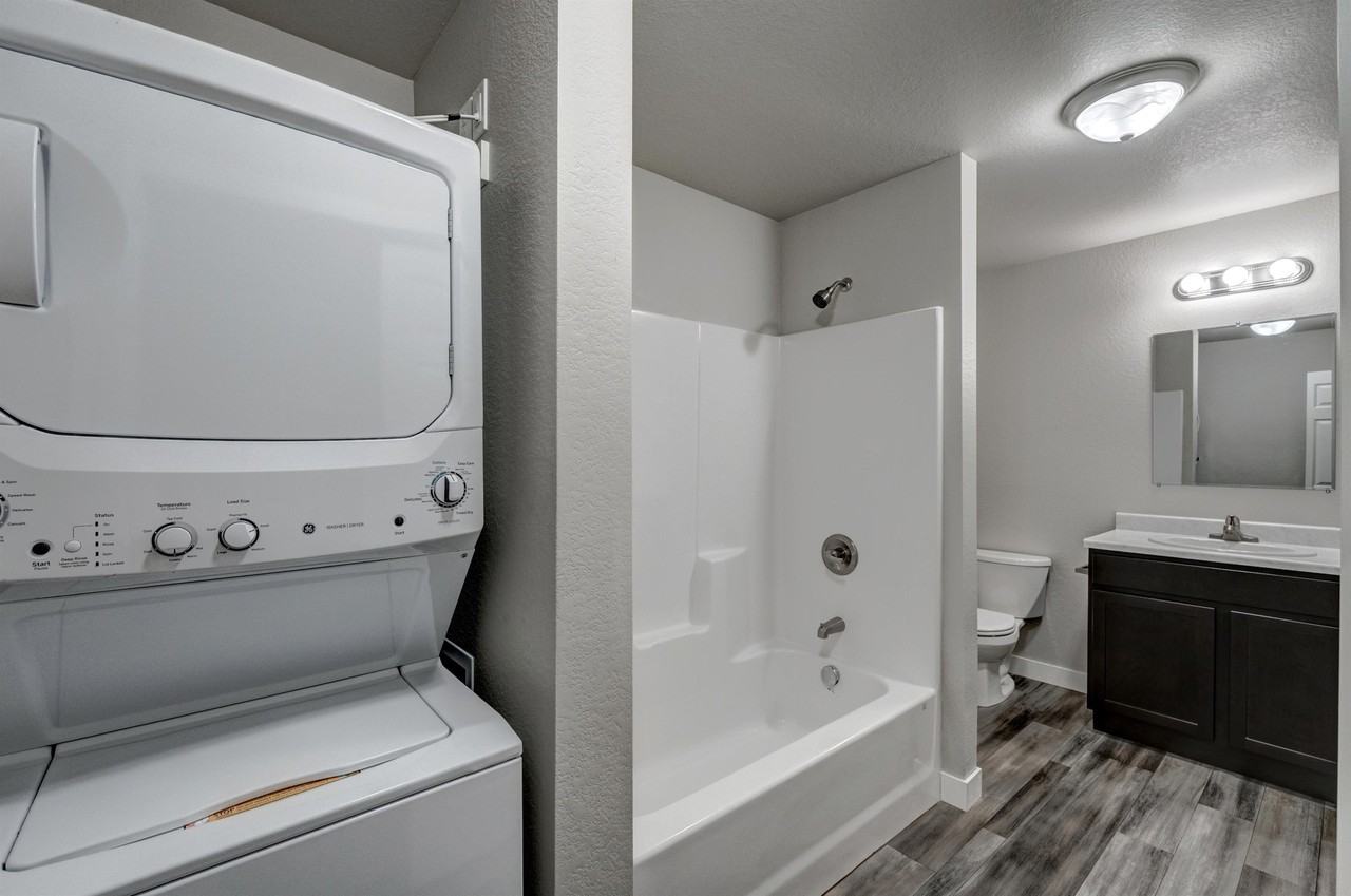 4813 5th Street - Photo 2 of 24