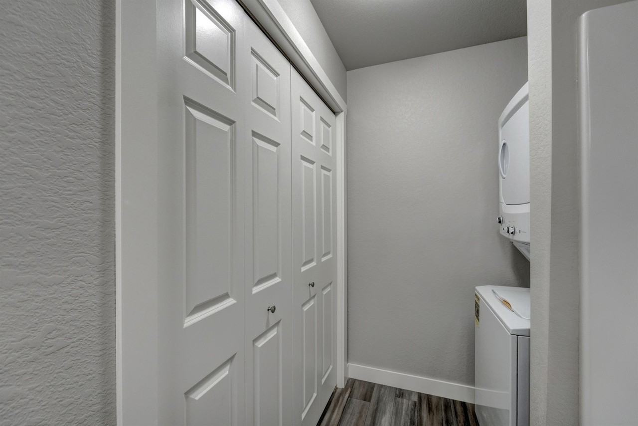 4813 5th Street - Photo 5 of 24