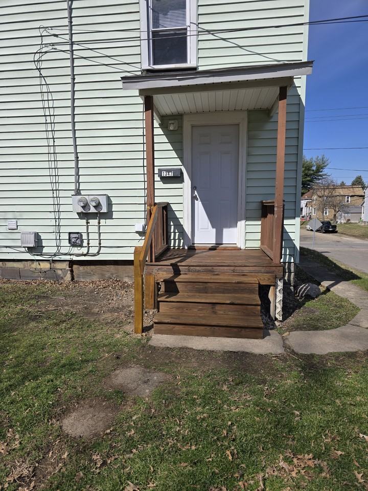 1347 South St - Photo 2 of 10