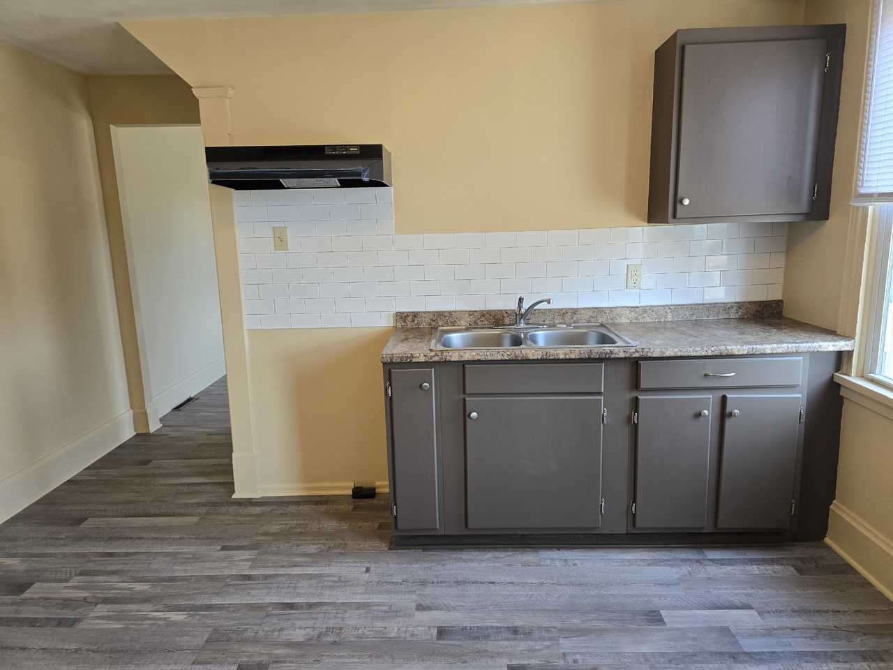 1347 South St - Photo 3 of 10