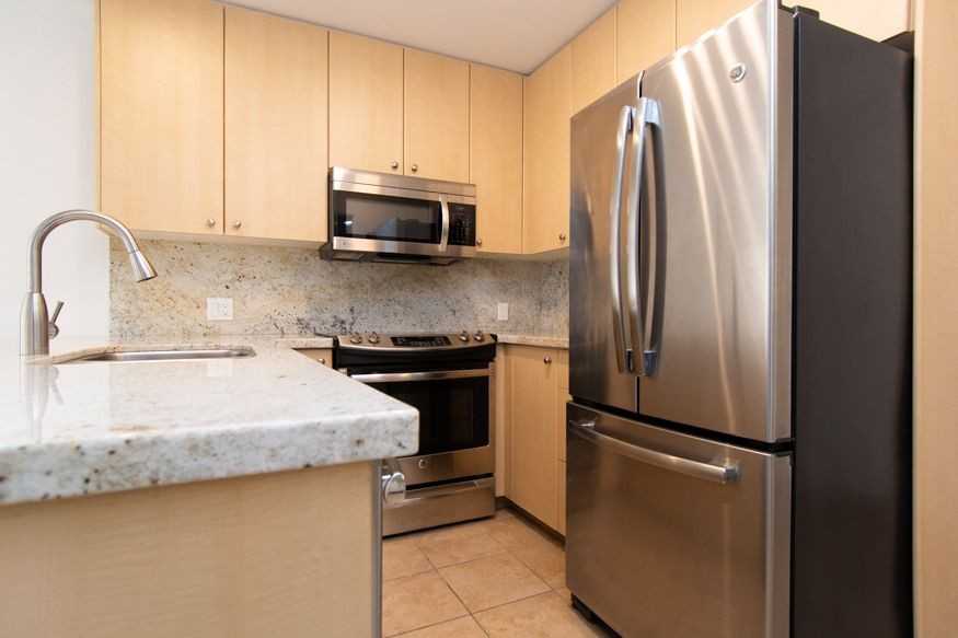 819 Hamilton Street #406