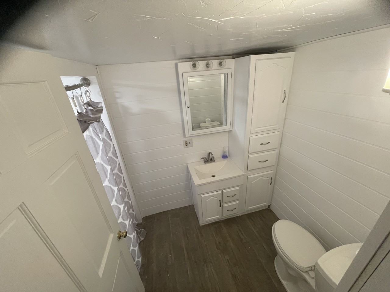621 Humphrey St #NA - Photo 3 of 10