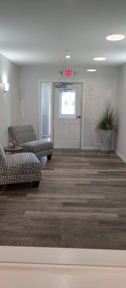 7 Sherman Cir #304 - Photo 2 of 10