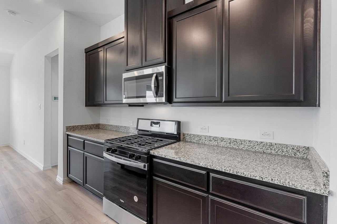 2203 Poppy Valley Ln #NA - Photo 5 of 18