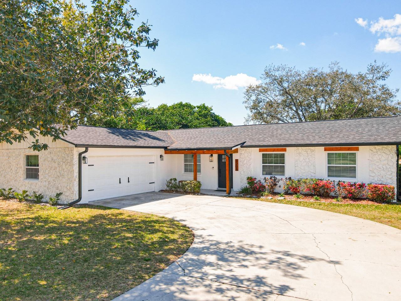 3208 Socorro Ave #NA - Photo 3 of 42