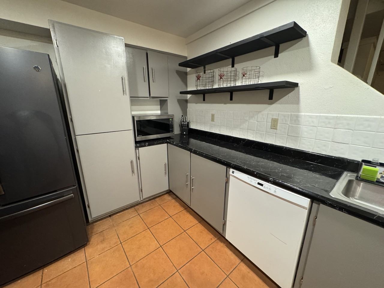 1063 S Big Bear Rd #NA - Photo 5 of 49
