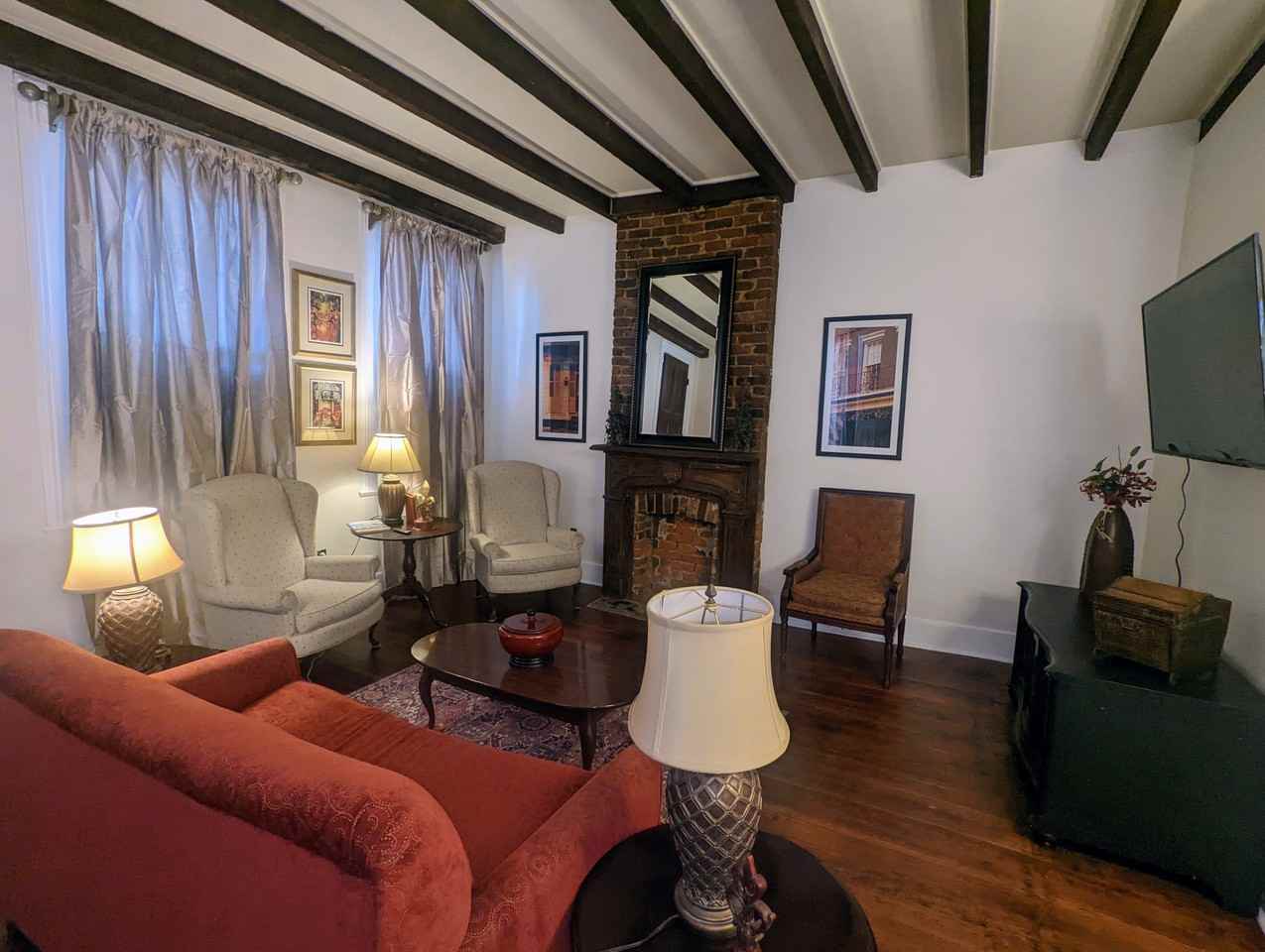 814 Frenchmen St #NA - Photo 3 of 19