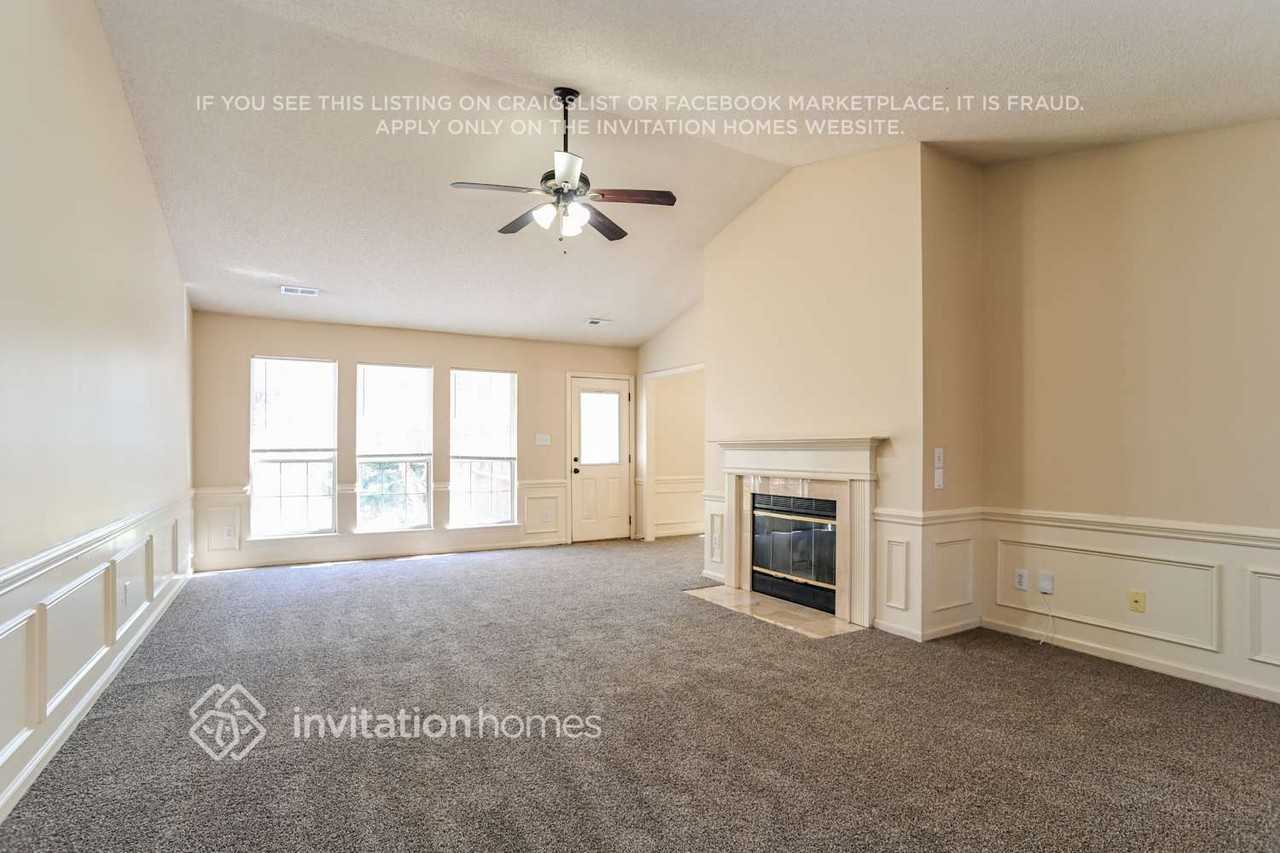 6103 Garamond Ct - Photo 4 of 17