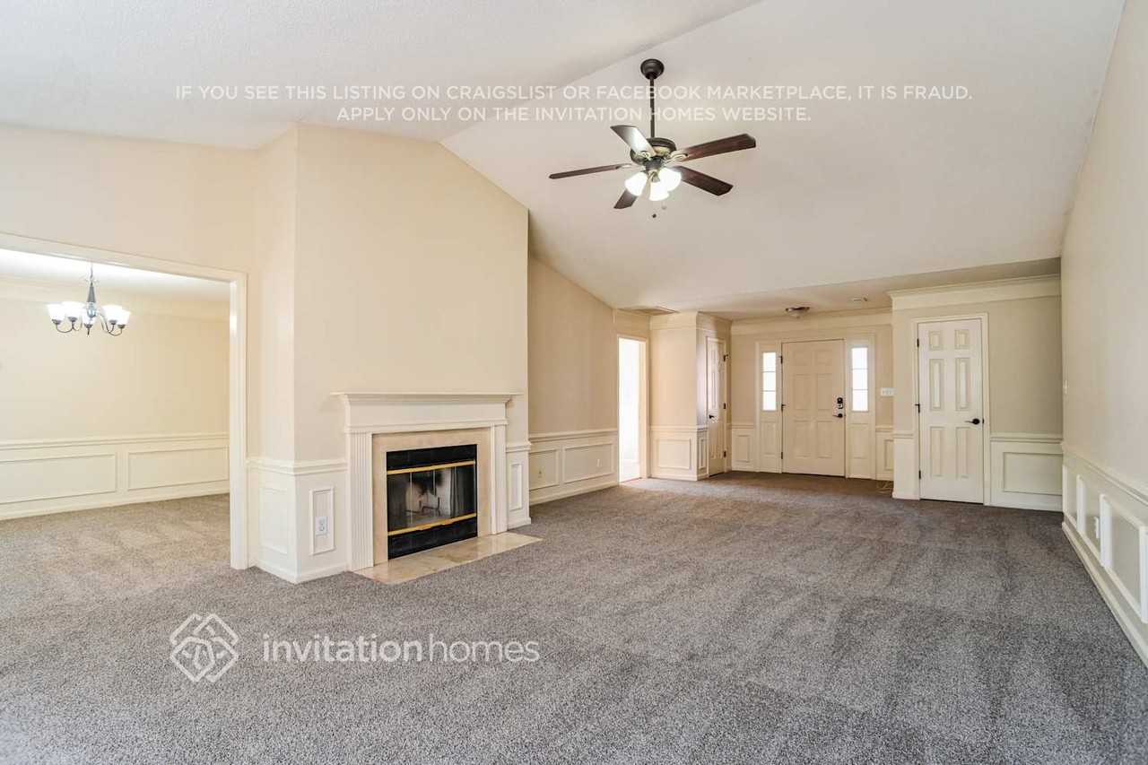 6103 Garamond Ct - Photo 5 of 17