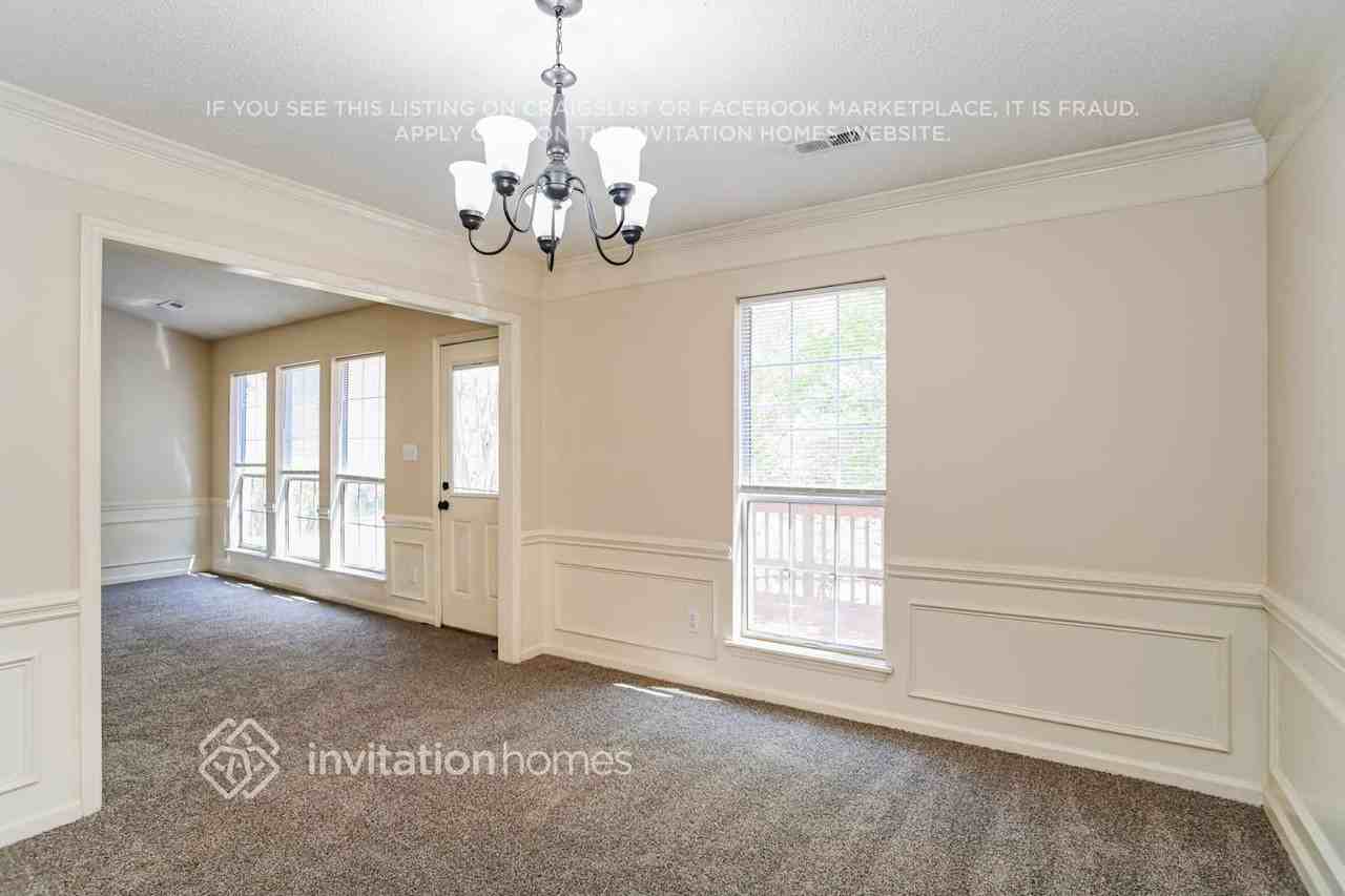 6103 Garamond Ct - Photo 6 of 17