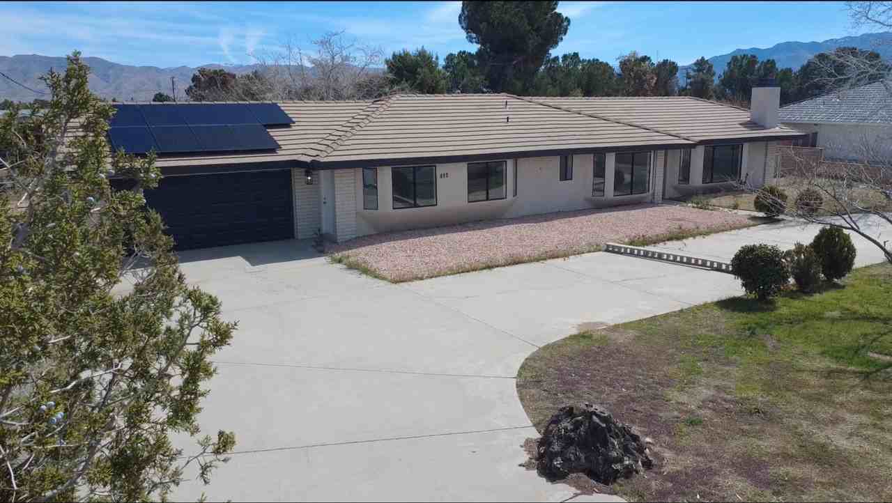 7349 Jenkins Ave - Photo 4 of 20