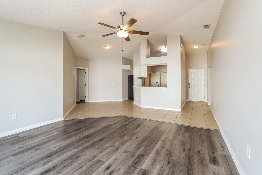 6206 Chapel Pines Blvd - Photo 3 of 16