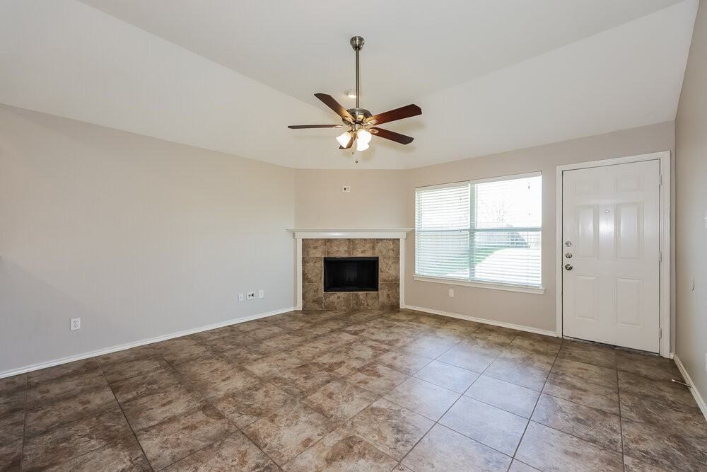 7305 Sierra Way - Photo 3 of 16