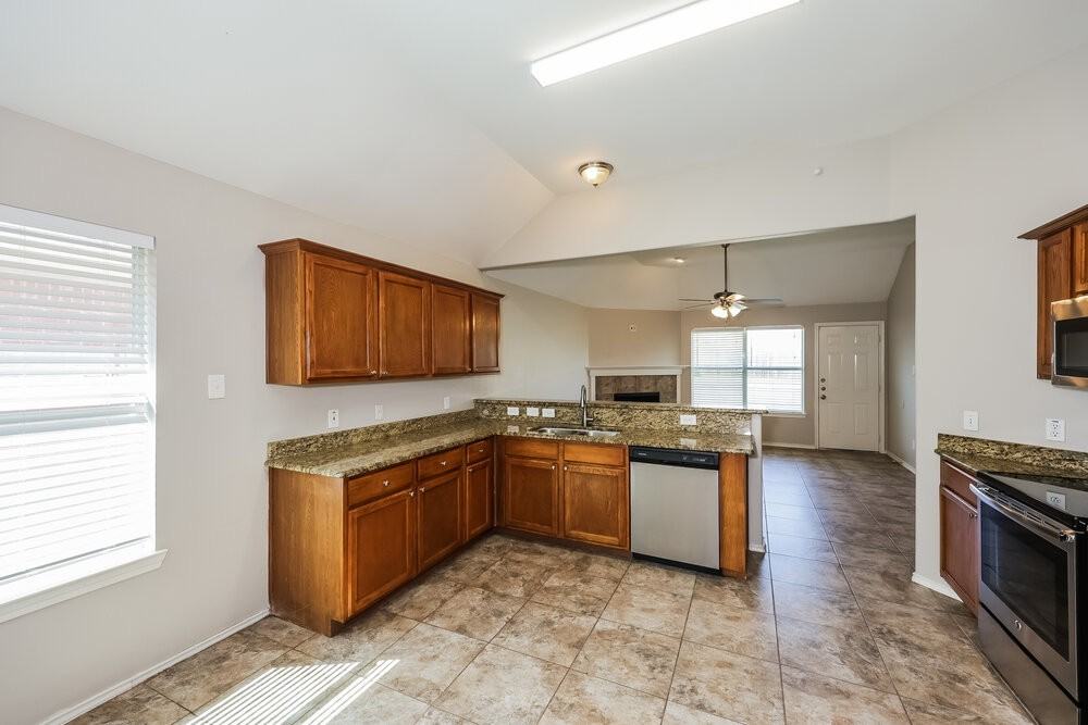 7305 Sierra Way - Photo 7 of 16
