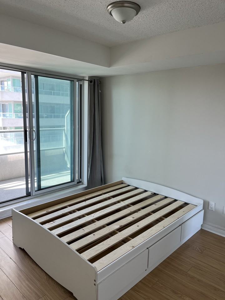 50 Town Centre Court #403