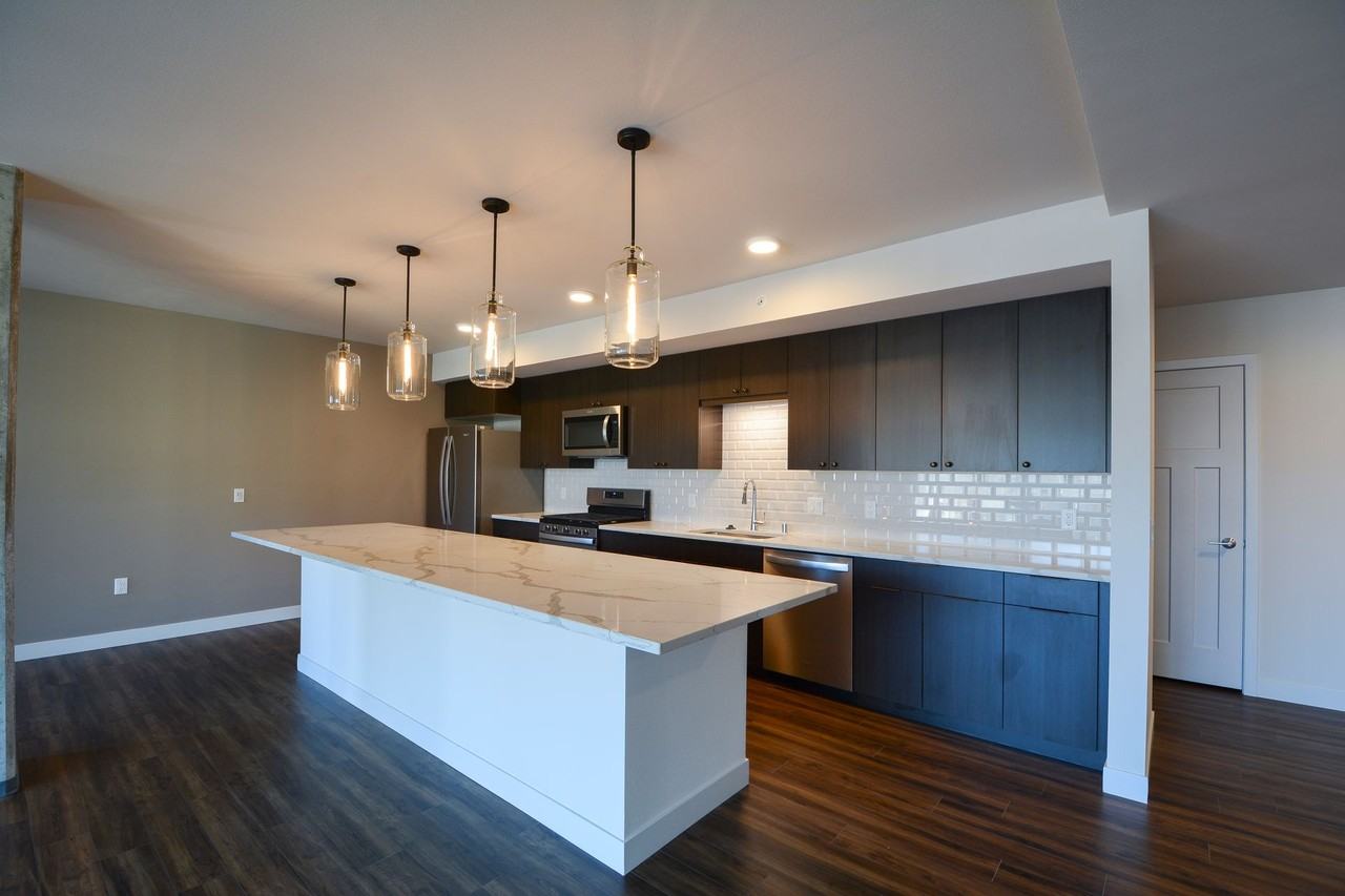 151 E Wilson - Photo 2 of 17