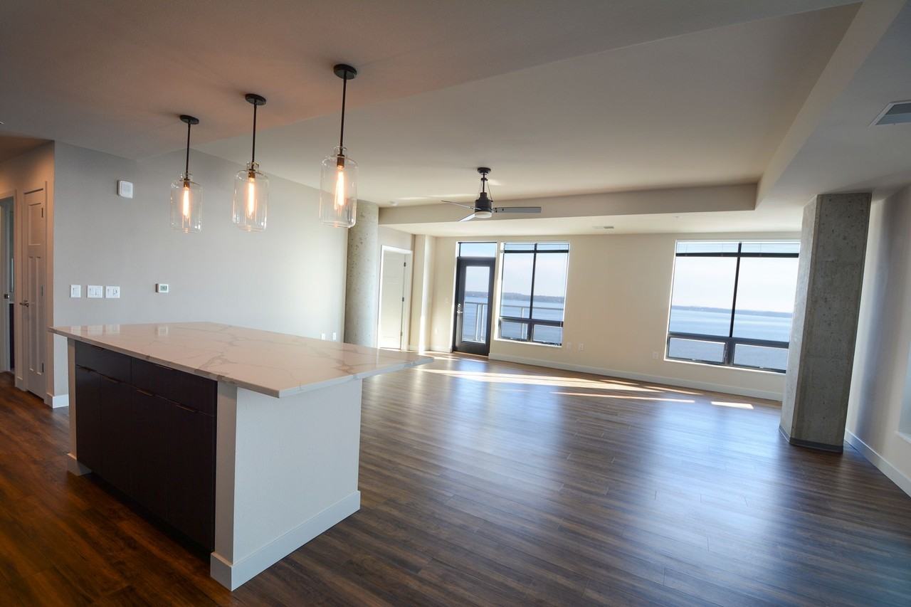 151 E Wilson - Photo 6 of 17