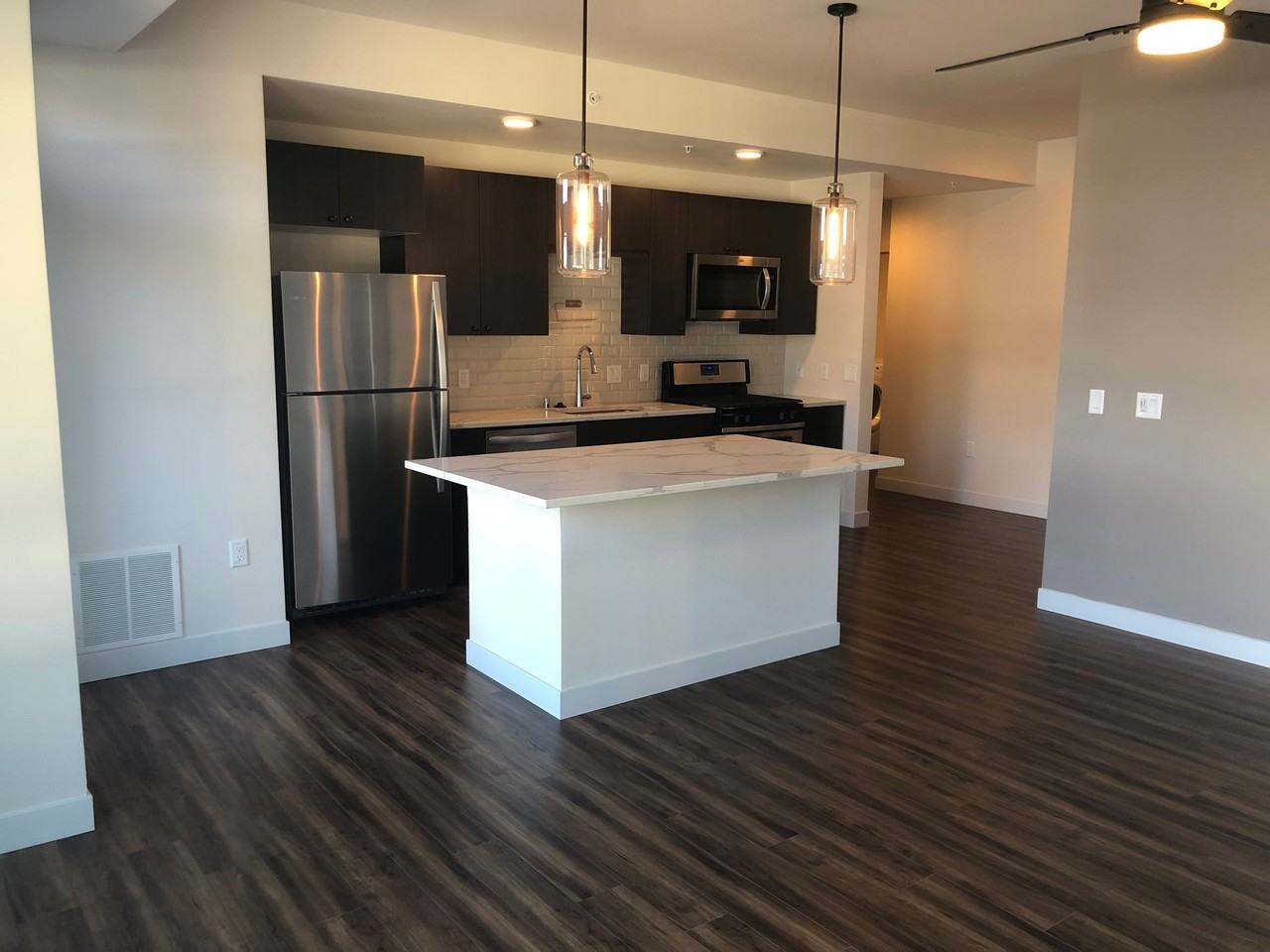 151 E Wilson - Photo 7 of 17