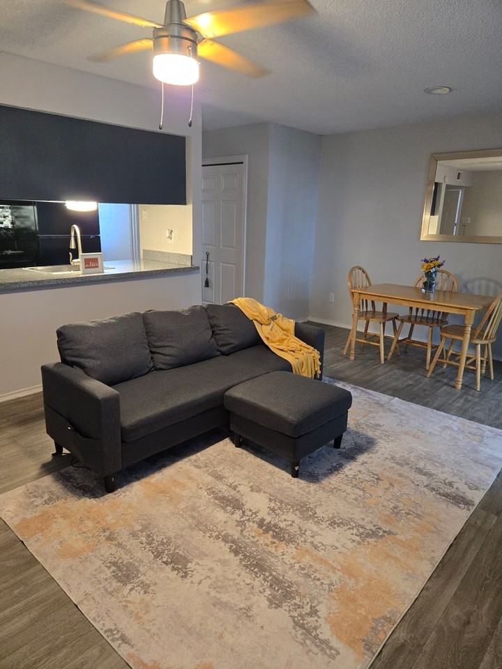 Village Oaks: A Dallas Living Experience - Photo 5 of 50