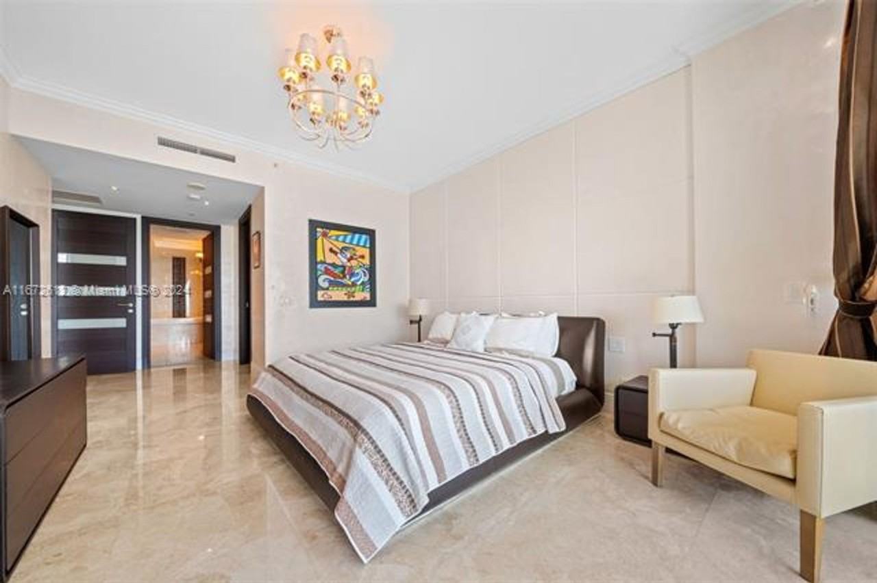 10295 Collins Avenue - Photo 6 of 50