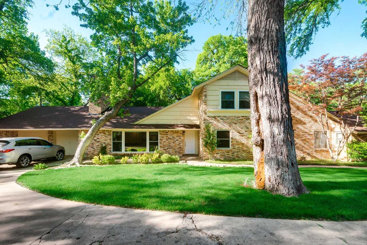 3224 Preston Hollow Rd - Photo 3 of 33