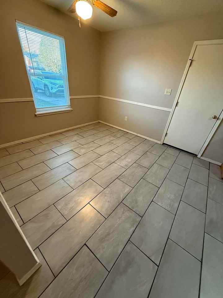 901 S 39th St - Photo 3 of 12