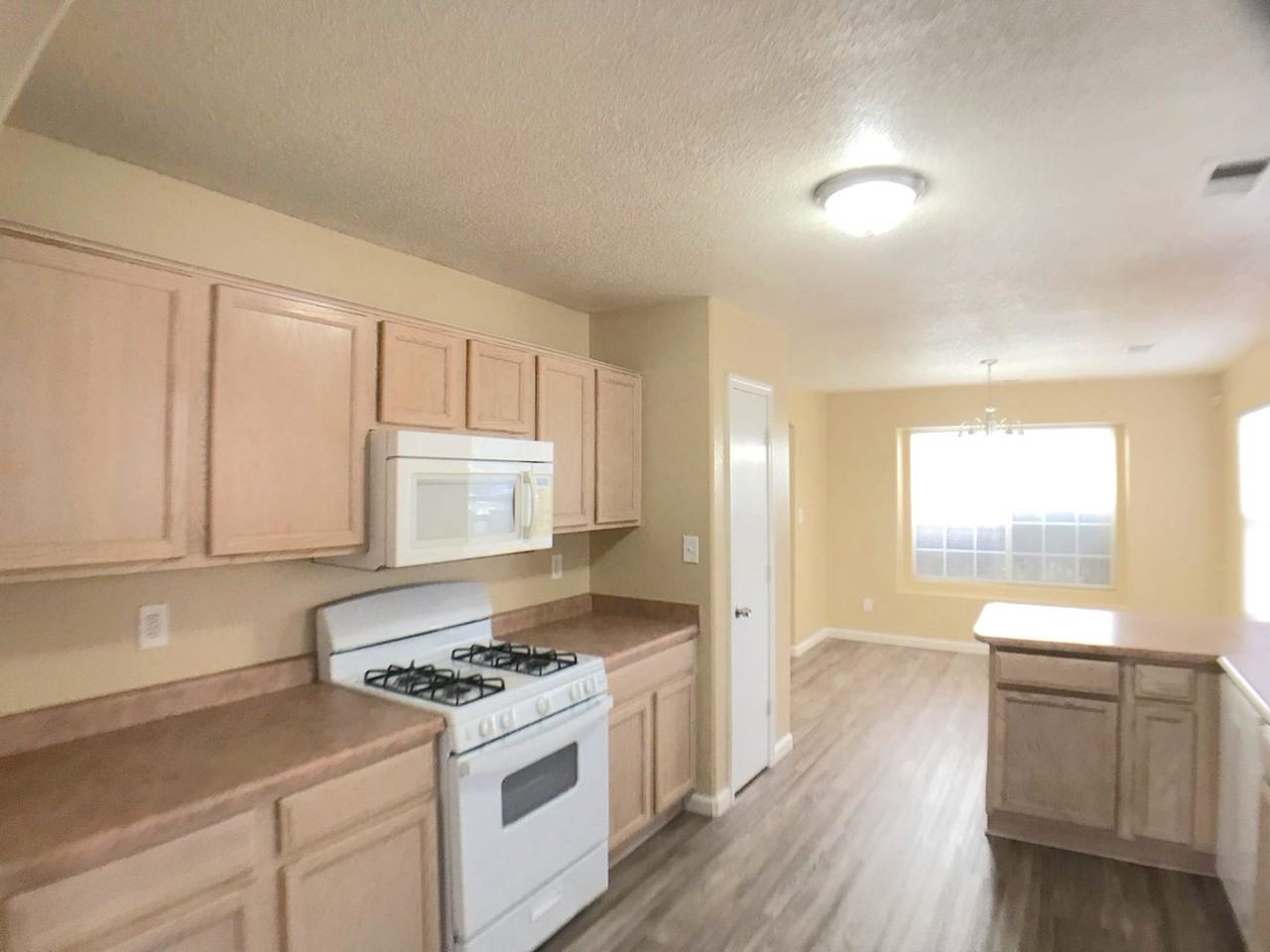 6905 Brindisi Pl Nw - Photo 7 of 26