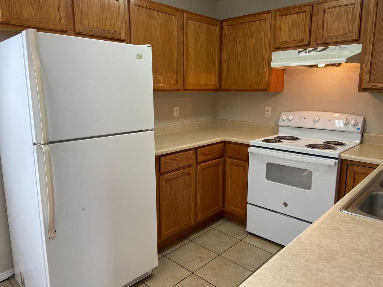 502 Twin Oaks - Photo 7 of 29