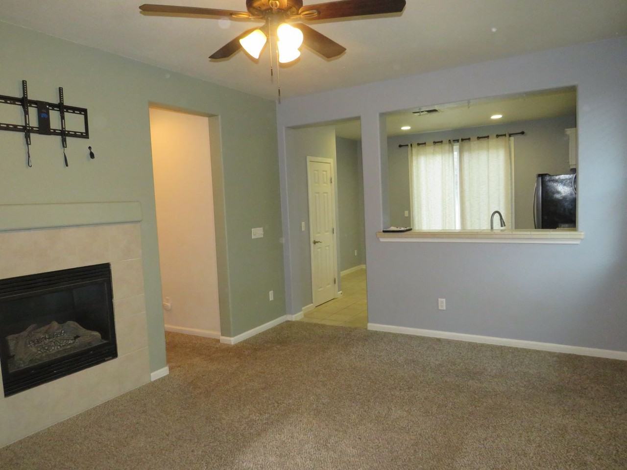 734 Salomon Dr - Photo 6 of 18