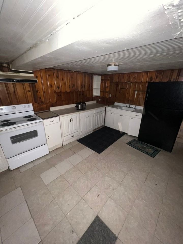 848 N 7th St - Photo 7 of 8