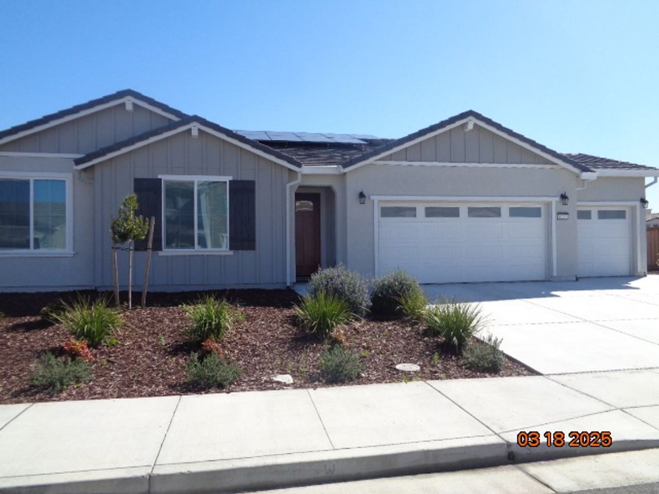 1255 Pacific Pl - Photo 2 of 43