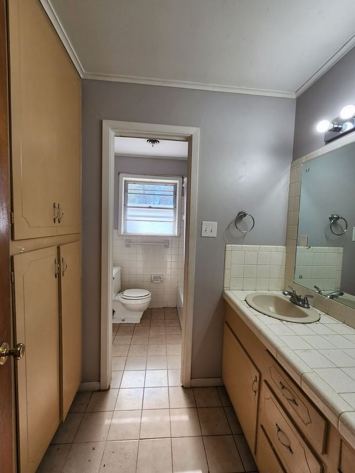 2427 Dogwood Dr - Photo 7 of 10