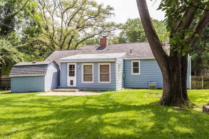 5503 Indianola Ave - Photo 2 of 17