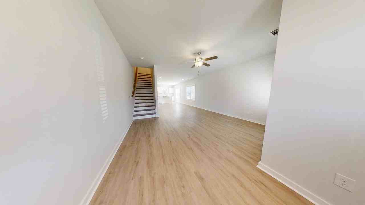 702 Northern Village Court