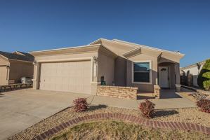 featured image of 14259 Gil Reyes Dr