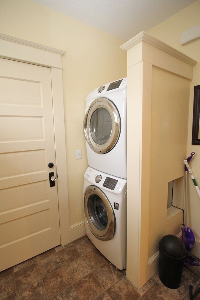 recla01 - Photo 7 of 50