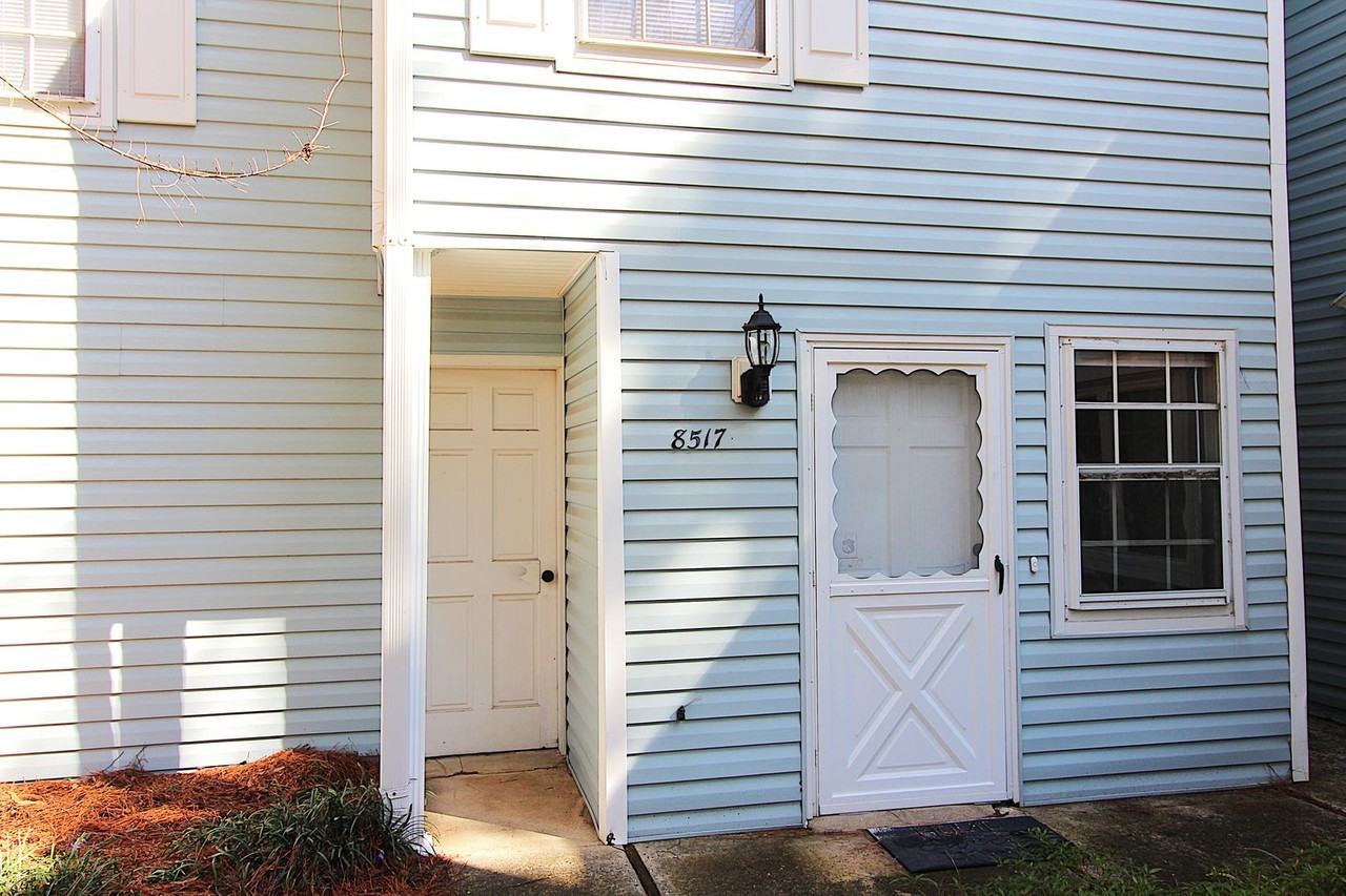 8517 Pine Thicket Ct - Photo 2 of 28