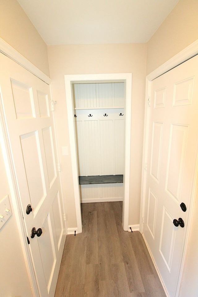 8517 Pine Thicket Ct - Photo 3 of 28