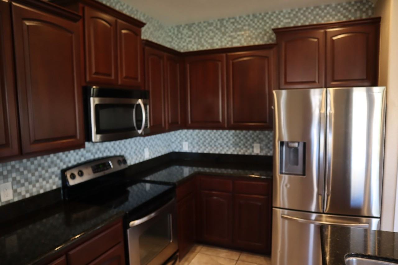 5499 Canteria Ct - Photo 5 of 50