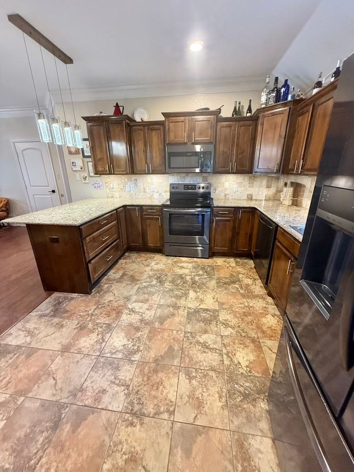 9181 County Road 427 - Photo 5 of 17