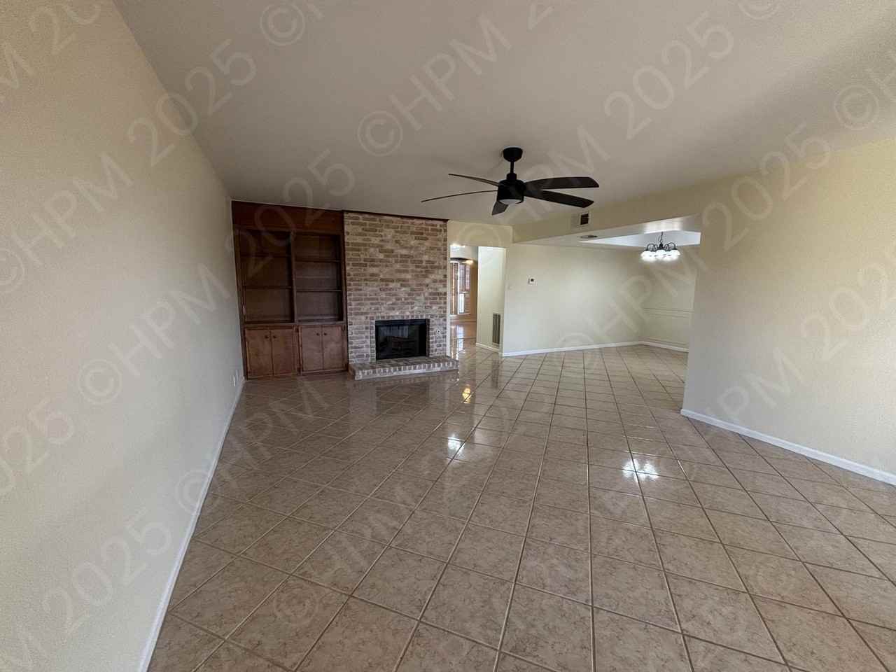 5868 Royal Rdg - Photo 2 of 23